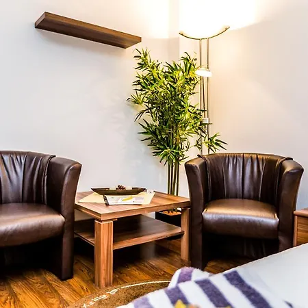 Schuetze Superior 호텔 2*