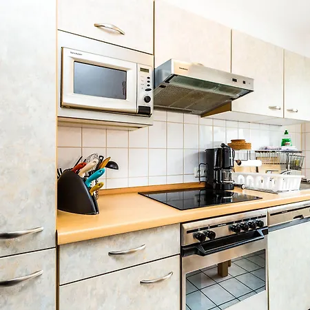 Schuetze Superior Hürth