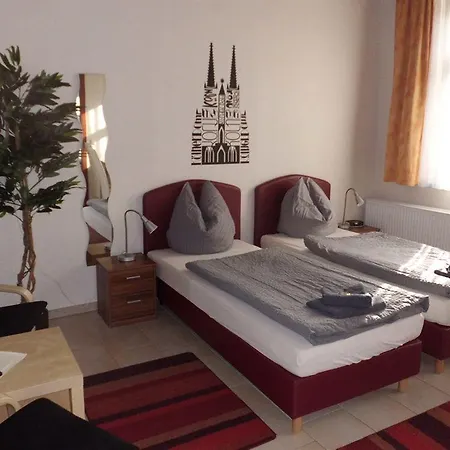 Schuetze Superior 호텔 Hürth