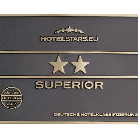Hotel Schütze Superior 2*
