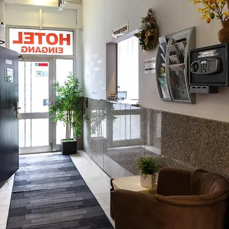 Schuetze Superior 2* Hürth