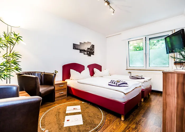 Schuetze Superior Hürth