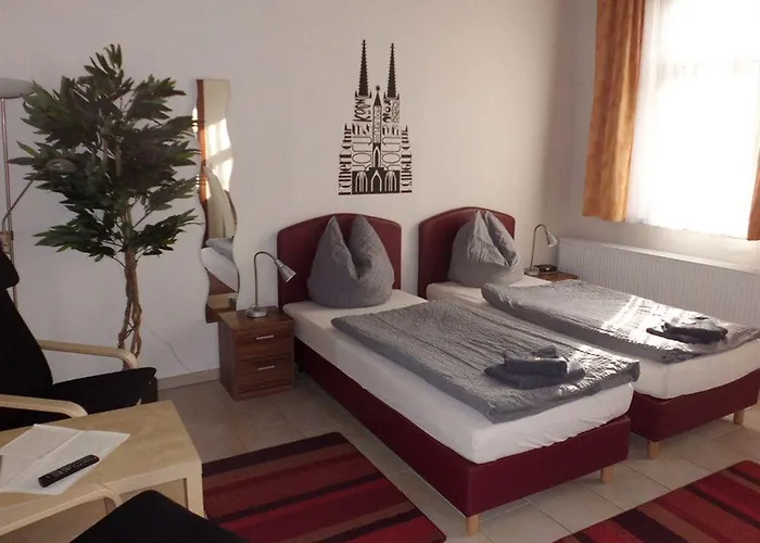 Schuetze Superior Hotel Hürth