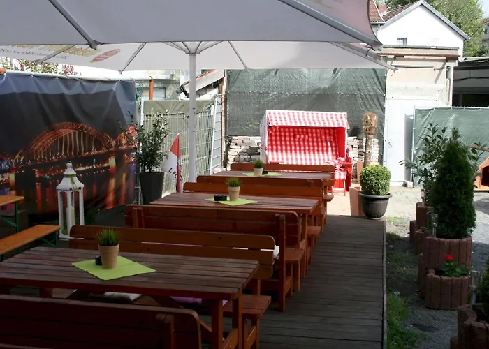 Schuetze Superior Hürth